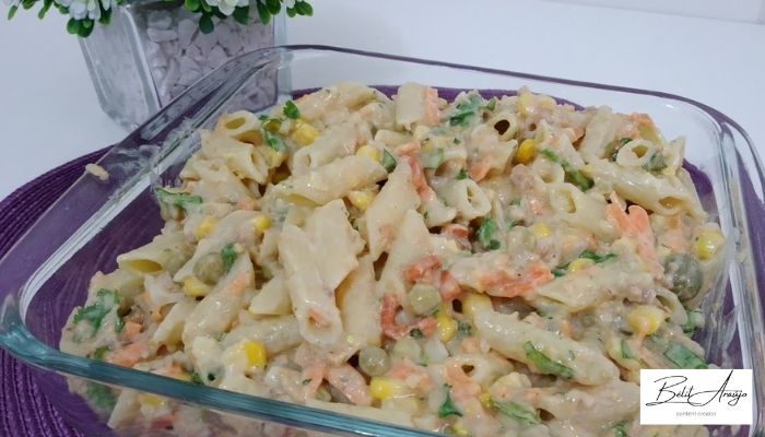Receita Prática de Salada de Macarrão com Atum com Apenas 5 Ingredientes!